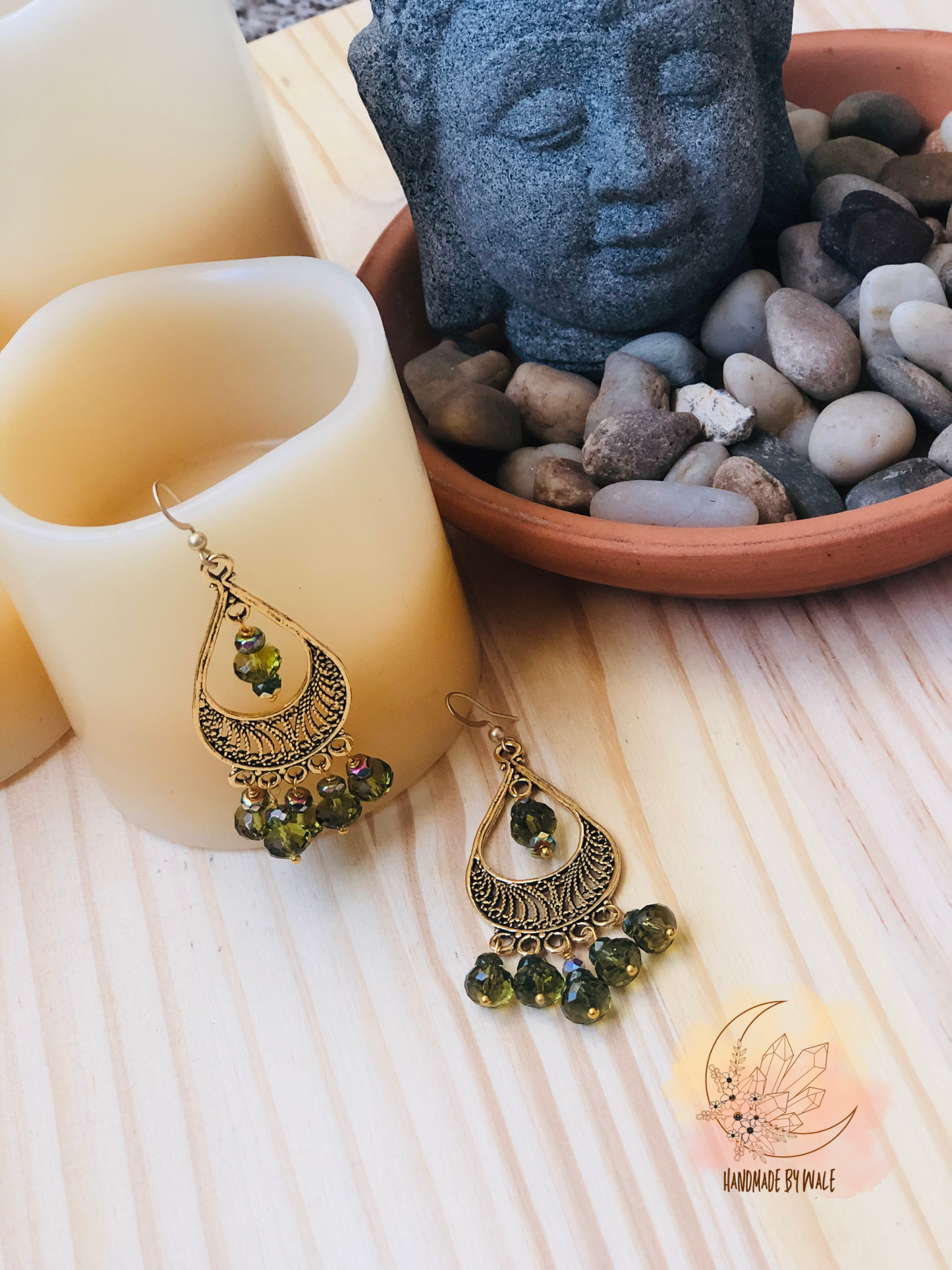 Freya Earring (peridot green)